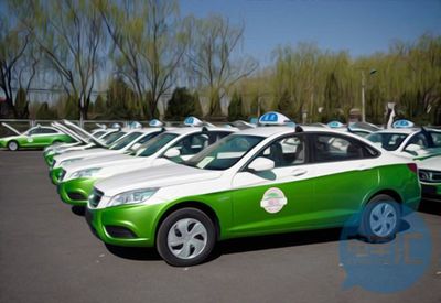 杭州推進(jìn)出租車“油改電”計(jì)劃，亞運(yùn)會前市區(qū)電動(dòng)出租車比例將達(dá)30%